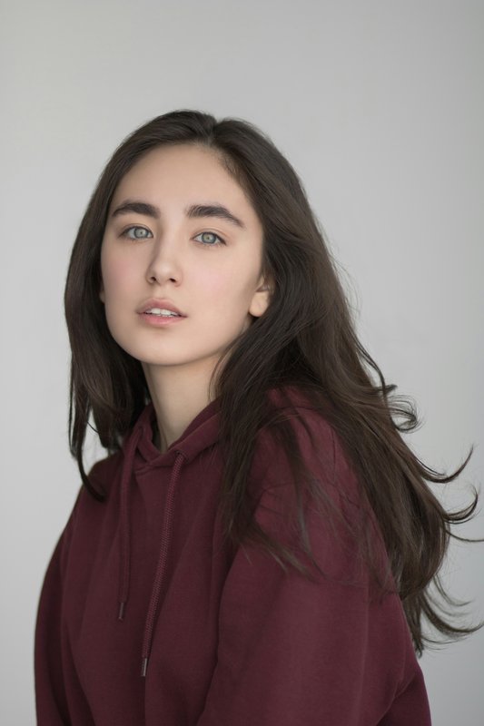 Lily X.